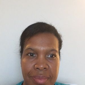 Meet your Posher, Claudia